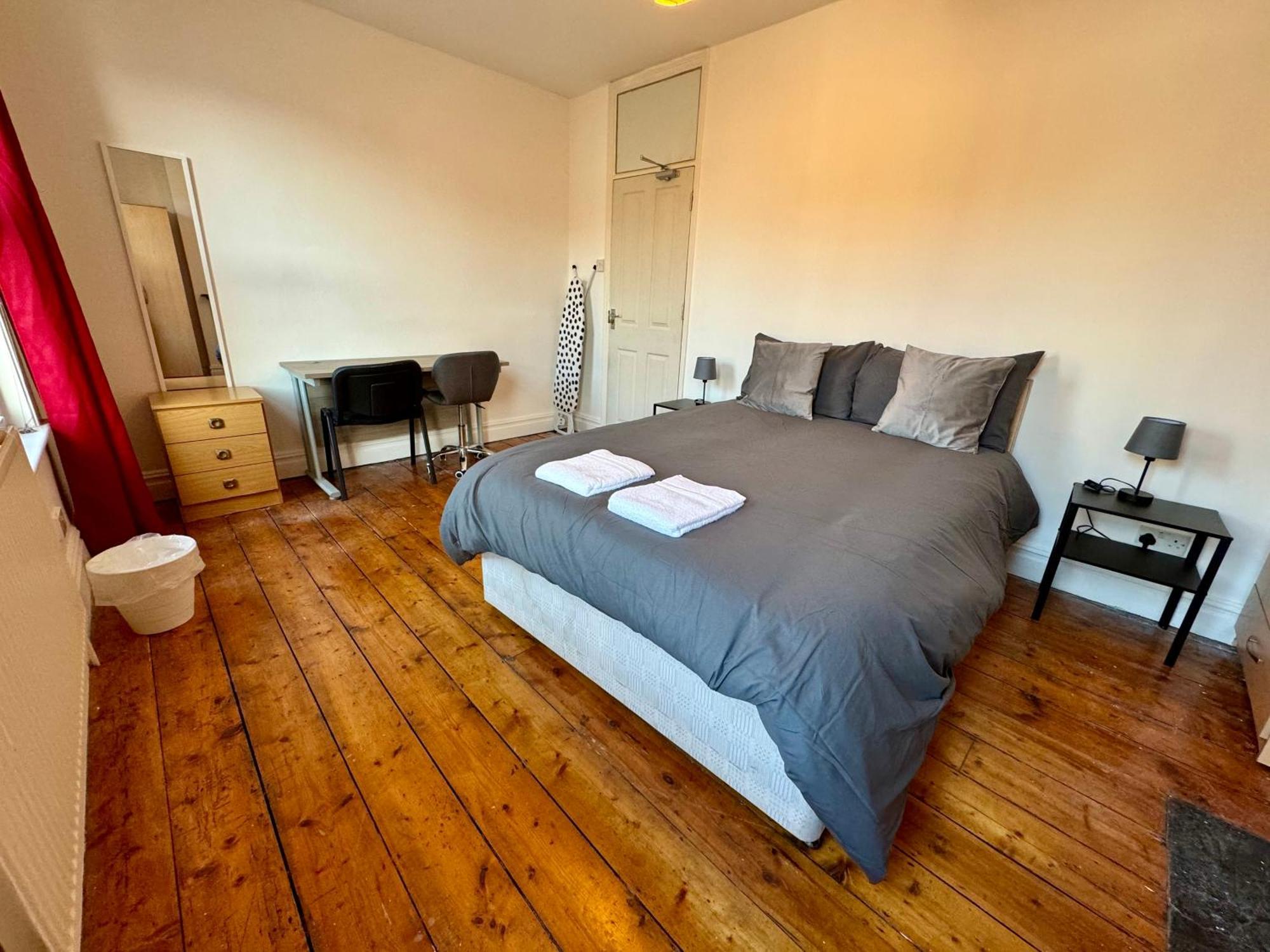 Delightful Room By Gloucester Road Bristol Eksteriør billede